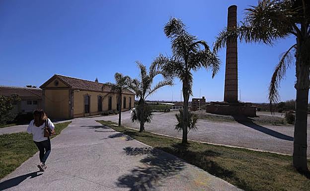 Estado actual de la Explanada de La Alcoholera de Motril. 