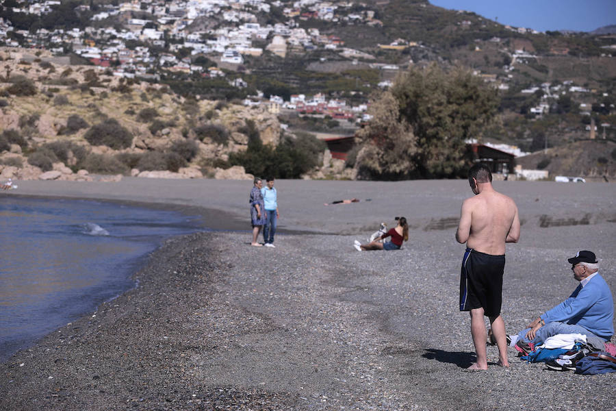 Con más arena que nunca, los municipios adelantan el arreglo del litoral ante un sector turístico que demanda ya servicios todo el año