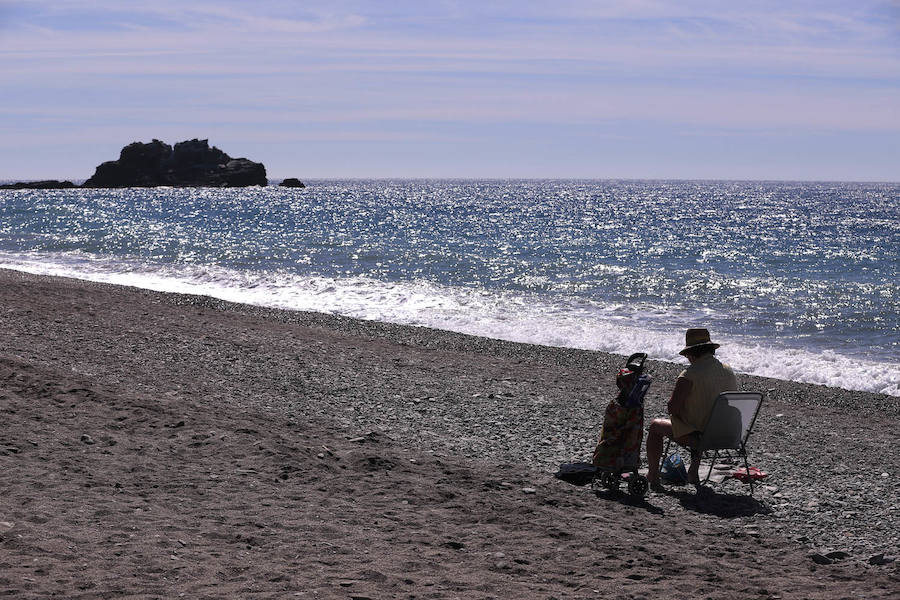 Con más arena que nunca, los municipios adelantan el arreglo del litoral ante un sector turístico que demanda ya servicios todo el año