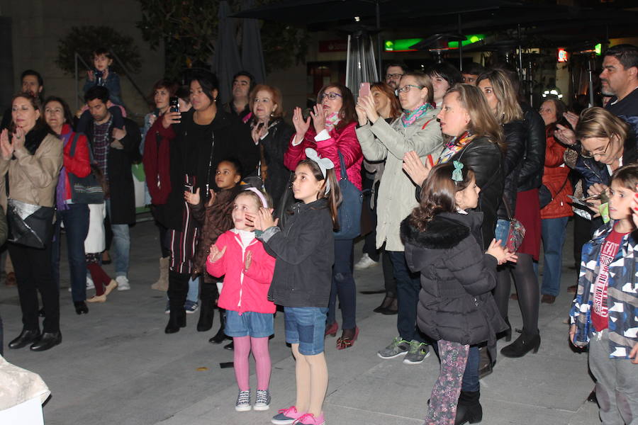 Uno de los platos fuertes será la actuación de Dorantes y Marina Heredia, con la colaboración especial del bailarín Farruquito, con el espectáculo 'Esencias' en el Teatro Infanta Leonor de Jaén