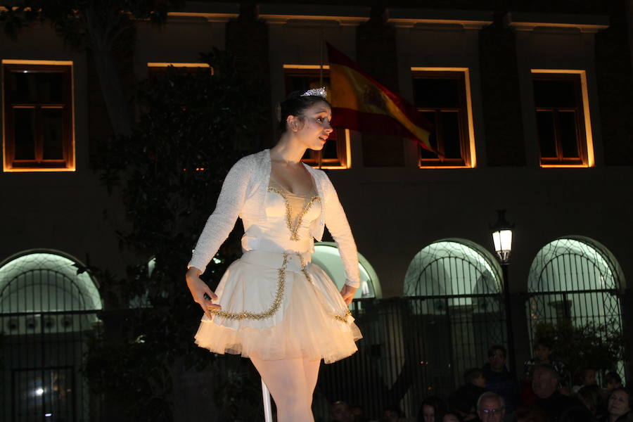 Uno de los platos fuertes será la actuación de Dorantes y Marina Heredia, con la colaboración especial del bailarín Farruquito, con el espectáculo 'Esencias' en el Teatro Infanta Leonor de Jaén