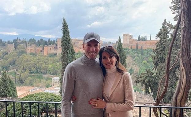 La foto de Zidane y su mujer en Granada que es viral en Instagram