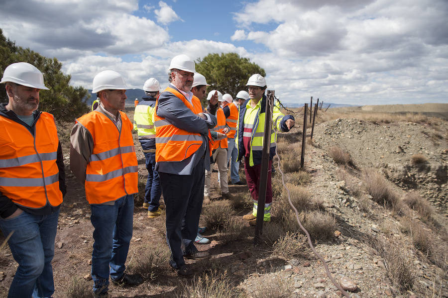 Cerradas desde 1996, las minas de Alquife vuelven a extraer mineral 23 años después gracias al desbloqueo burocrático tras meses esperando la puesta en marcha de la fase de explotación, pues la Junta había firmado en marzo de 2018 el plan de labores.