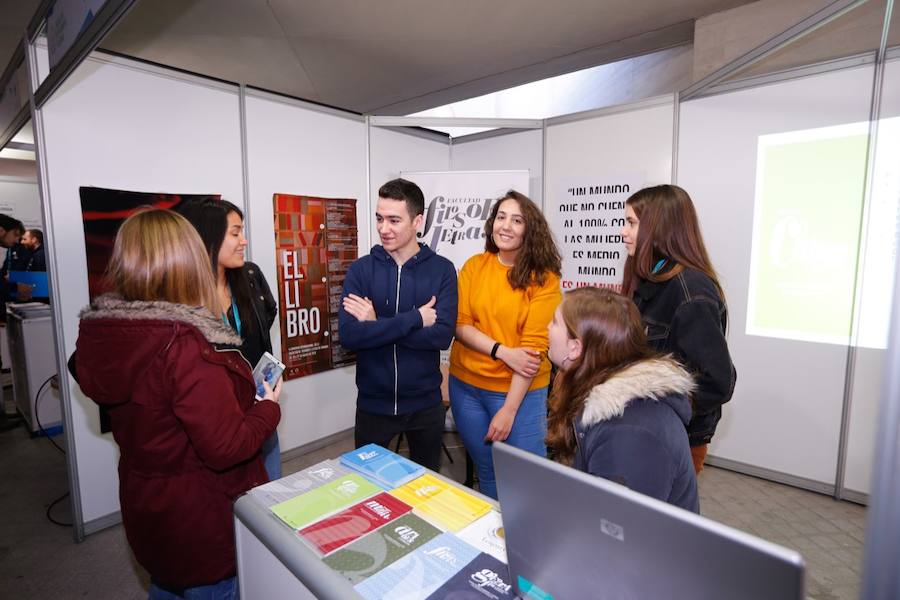 La Universidad granadina oferta más de ochenta grados diferentes (incluidos los dobles títulos)