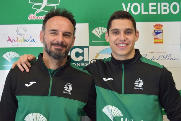 Manolo Berenguel y Rubén Lorente coincidieron en la importancia cara al playoff de ganar mañana a Textil Santanderina.