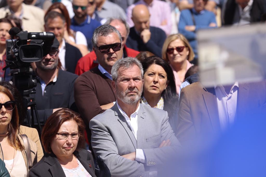 Alrededor de medio millar de personas se han concentrado en Motril para pedir que se hagan ya la canalizaciones de la presa