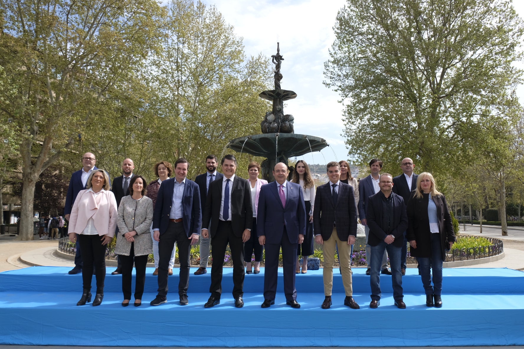 Sebastián Pérez, presidente provincial del PP de Granada ha presentado esta mañana las candidaturas al Congreso y Senado con las que el PP granadino «sale a ganar con los mejores» las próximas elecciones generales