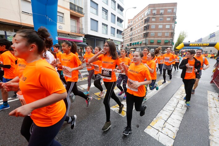 Cerca de 4.000 personas participan en la decimotercera edición del Memorial, marcada por la lluvia, en la que también se animan los corredores de las categorías inferiores, la cantera.