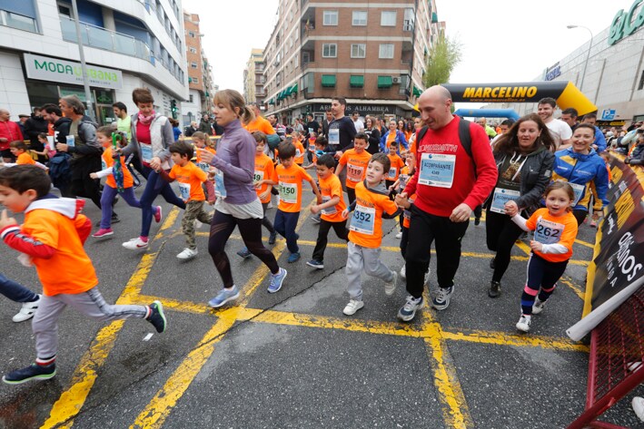 Cerca de 4.000 personas participan en la decimotercera edición del Memorial, marcada por la lluvia, en la que también se animan los corredores de las categorías inferiores, la cantera.