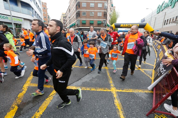 Cerca de 4.000 personas participan en la decimotercera edición del Memorial, marcada por la lluvia, en la que también se animan los corredores de las categorías inferiores, la cantera.