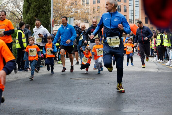 Cerca de 4.000 personas participan en la decimotercera edición del Memorial, marcada por la lluvia, en la que también se animan los corredores de las categorías inferiores, la cantera.