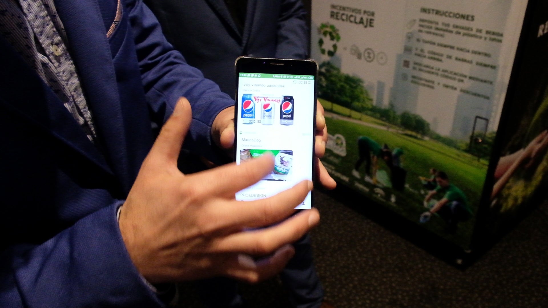 '7. Canjeamos estos puntos, llamados 'ecosegundos' por descuentos en las tiendas que deseemos. También podemos comprar productos directamente desde la aplicación.