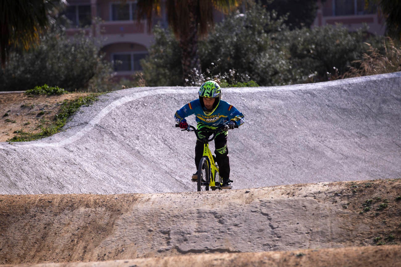 Es la actual campeona de Andalucía y segunda en España de BMX sin haber cumplido los diez años y cuenta con la posibilidad de remontar hasta conseguir ser la mejor de su categoría