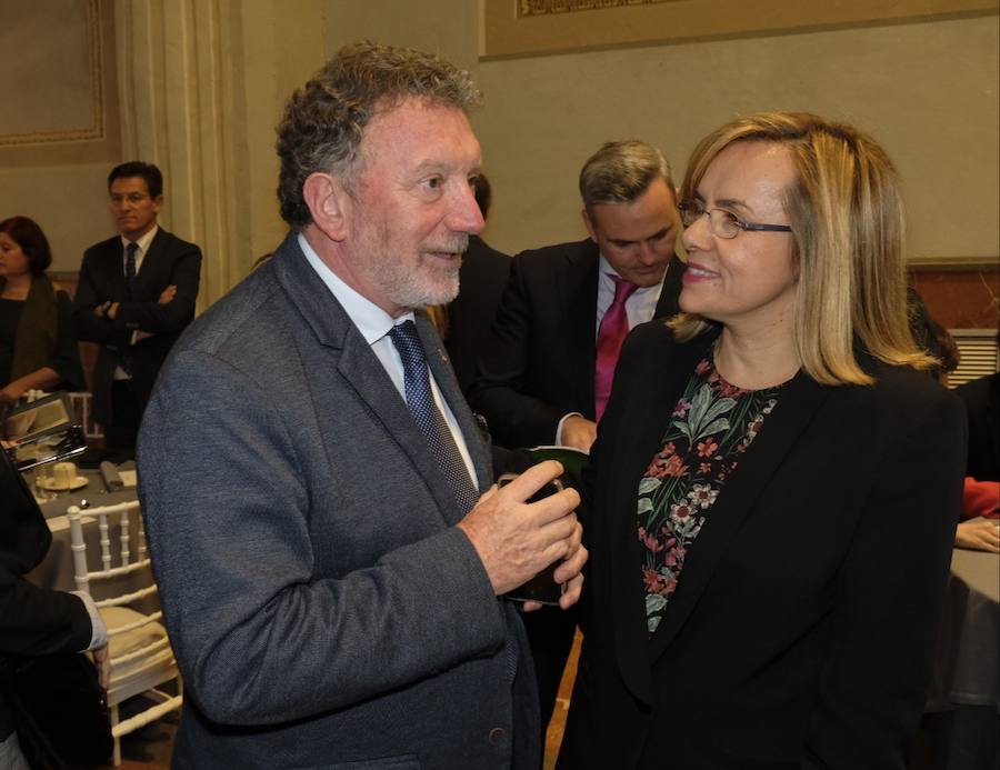 La consejera de Fomento de la Junta de Andalucía ha anunciado varios planes de su área para los próximos meses en la provincia de Granada