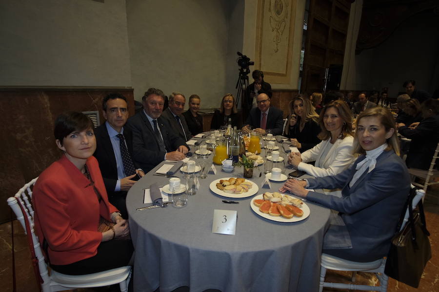 La consejera de Fomento de la Junta de Andalucía ha anunciado varios planes de su área para los próximos meses en la provincia de Granada