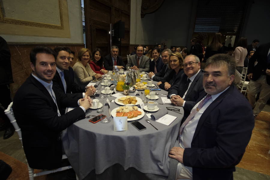 La consejera de Fomento de la Junta de Andalucía ha anunciado varios planes de su área para los próximos meses en la provincia de Granada