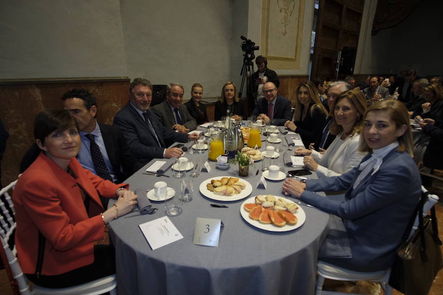 La consejera de Fomento de la Junta de Andalucía ha anunciado varios planes de su área para los próximos meses en la provincia de Granada