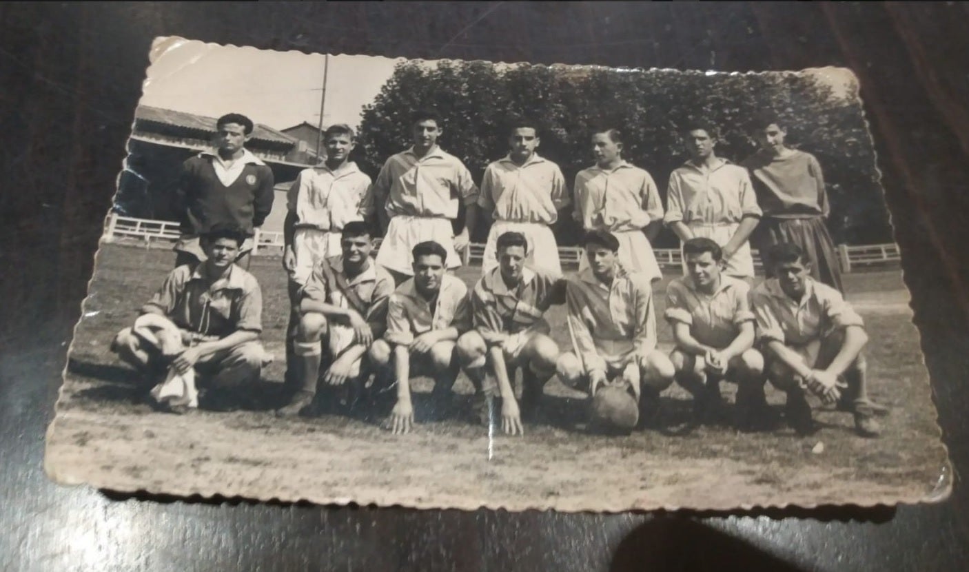 El historiador Alejandro Sánchez Moreno solicita ayuda para «recuperar la historia de su familia» siguiendo varias pistas que pasan por Granada, Sevilla y Cataluña