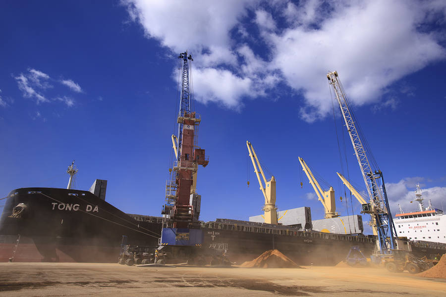 En julio se cargaron 35.000 toneladas de granel líquido en un mismo buque y parecía una cifra inalcanzable