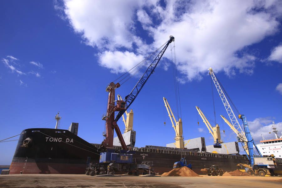 En julio se cargaron 35.000 toneladas de granel líquido en un mismo buque y parecía una cifra inalcanzable