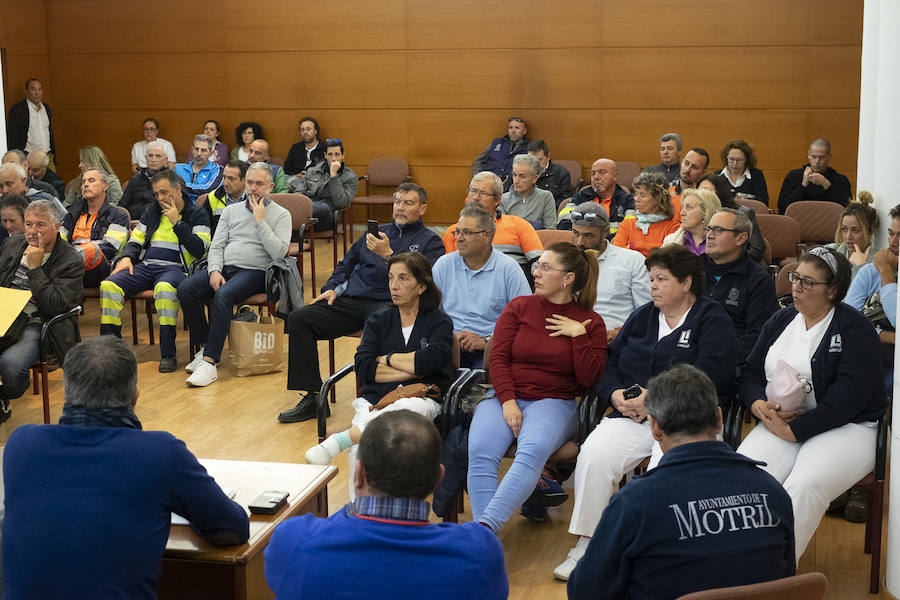 Los trabajadores celebraron una Asamblea en la que decidieron que se suman al paro, al menos el día 16, a la espera de ver la reacción del Ayuntamiento 