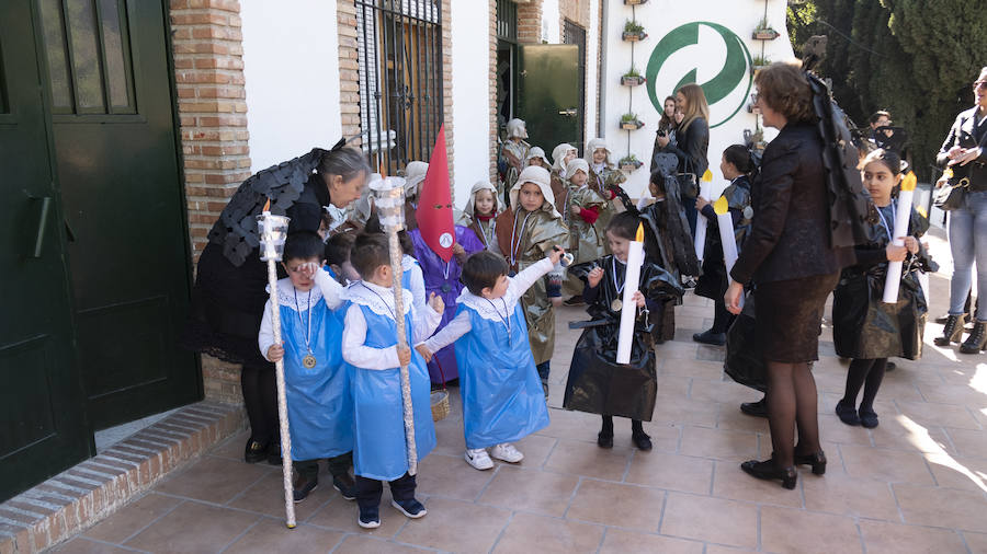 La cita cofrade infantil de este barrio fue muy participativa