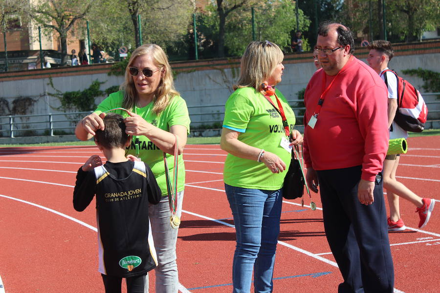 El Núñez Blanca recupera la competición para su renovada pista con la ilusión de los más pequeños y el oficio de sus figuras de élite