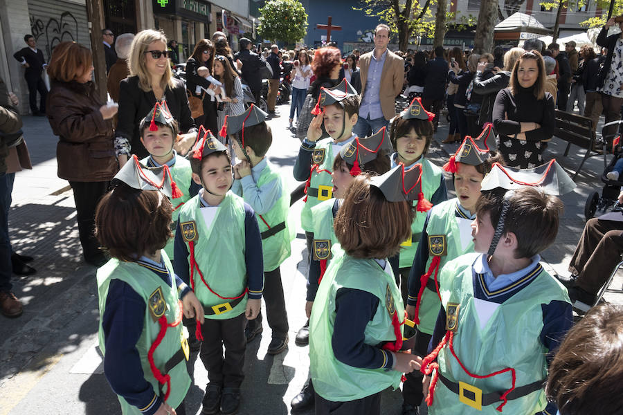 En esta ocasión «hemos estado preparando nosotros todo esto», como decía una chica que iba con su mantilla puesta.