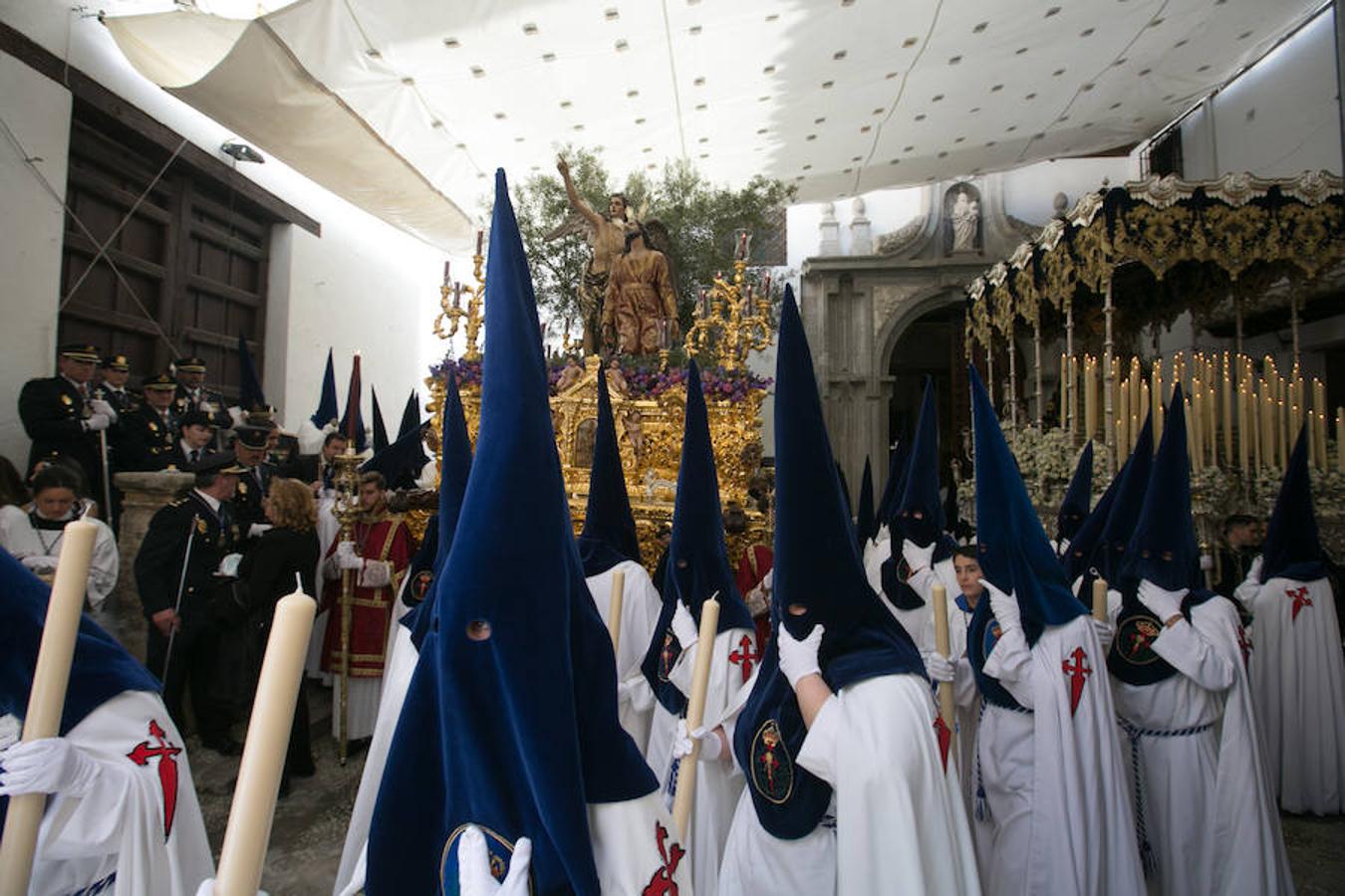 Una de las cofradías más señeras del barrio ha procesionado hoy 