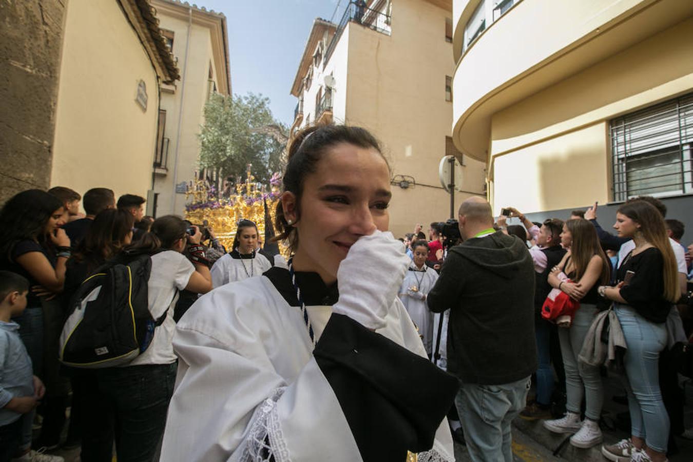 Una de las cofradías más señeras del barrio ha procesionado hoy 