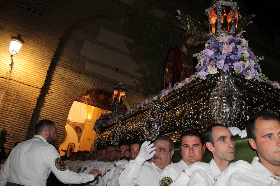 Los Antiguos Caballeros Legionarios de Torremolinos y la Banda de la Encarnación completan el cortejo que este año supera las 250 personas