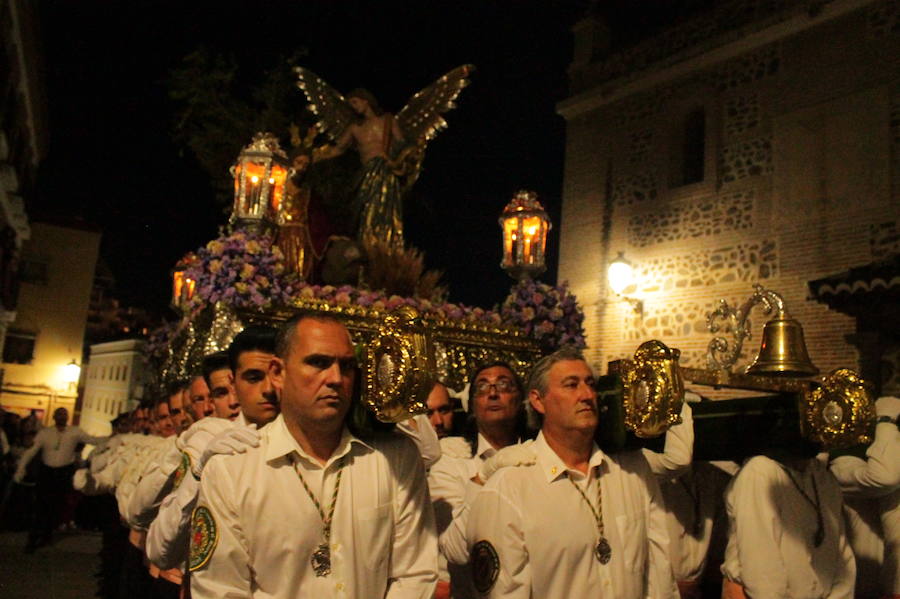 Los Antiguos Caballeros Legionarios de Torremolinos y la Banda de la Encarnación completan el cortejo que este año supera las 250 personas