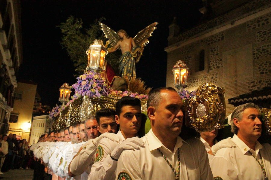 Los Antiguos Caballeros Legionarios de Torremolinos y la Banda de la Encarnación completan el cortejo que este año supera las 250 personas