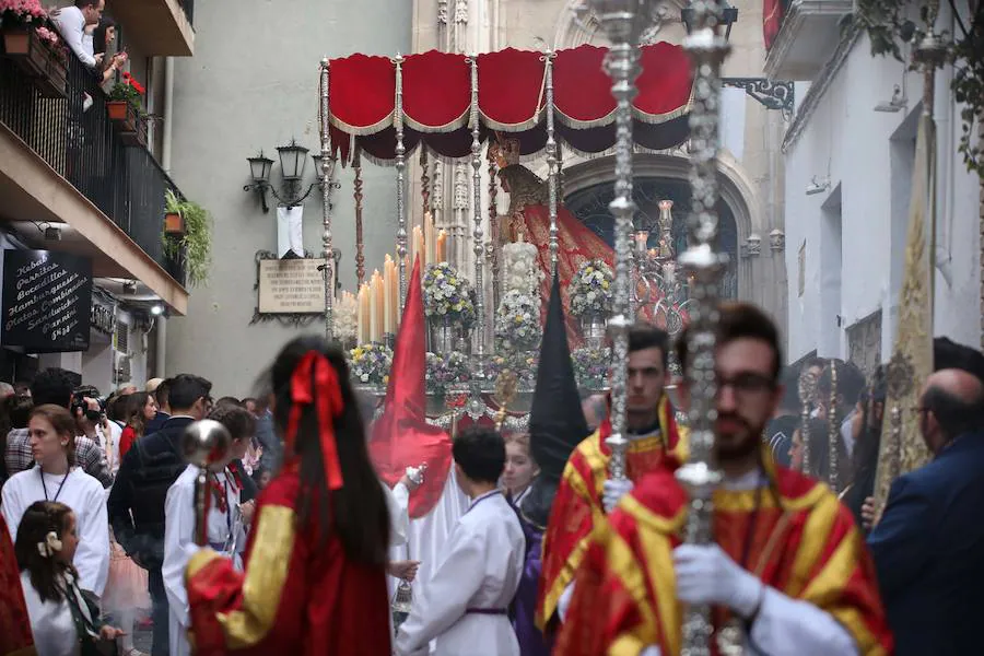 La Oración en el Huerto fue la última cofradía en iniciar su estación de penitencia en un Domingo de Ramos que salió a pedir de boca