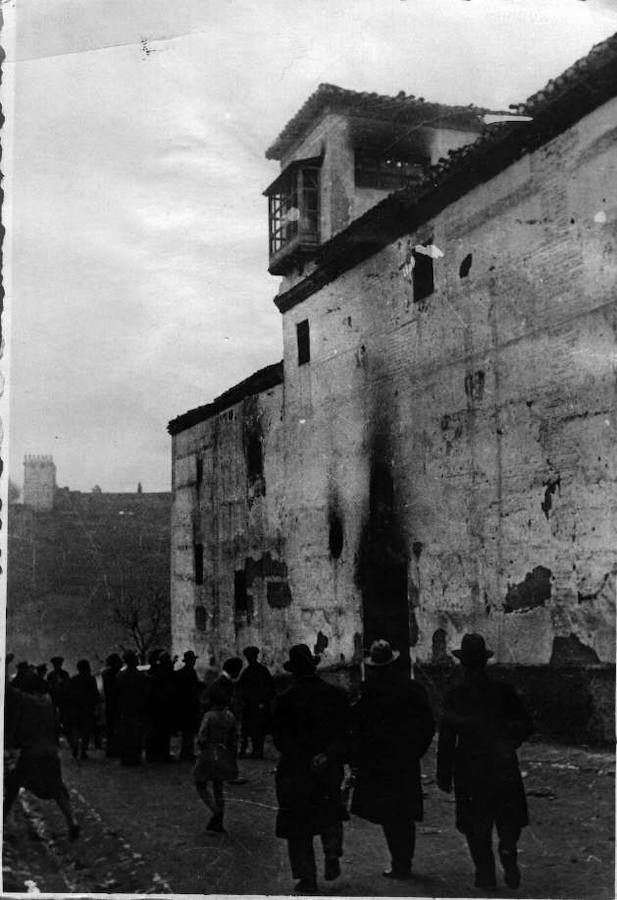 Incendio en la Iglesia de las Tomasas en el barrio del Albaicín. 1933