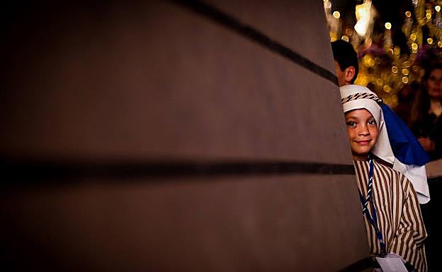 Galería. La Borriquilla abre el Domingo de Ramos. 