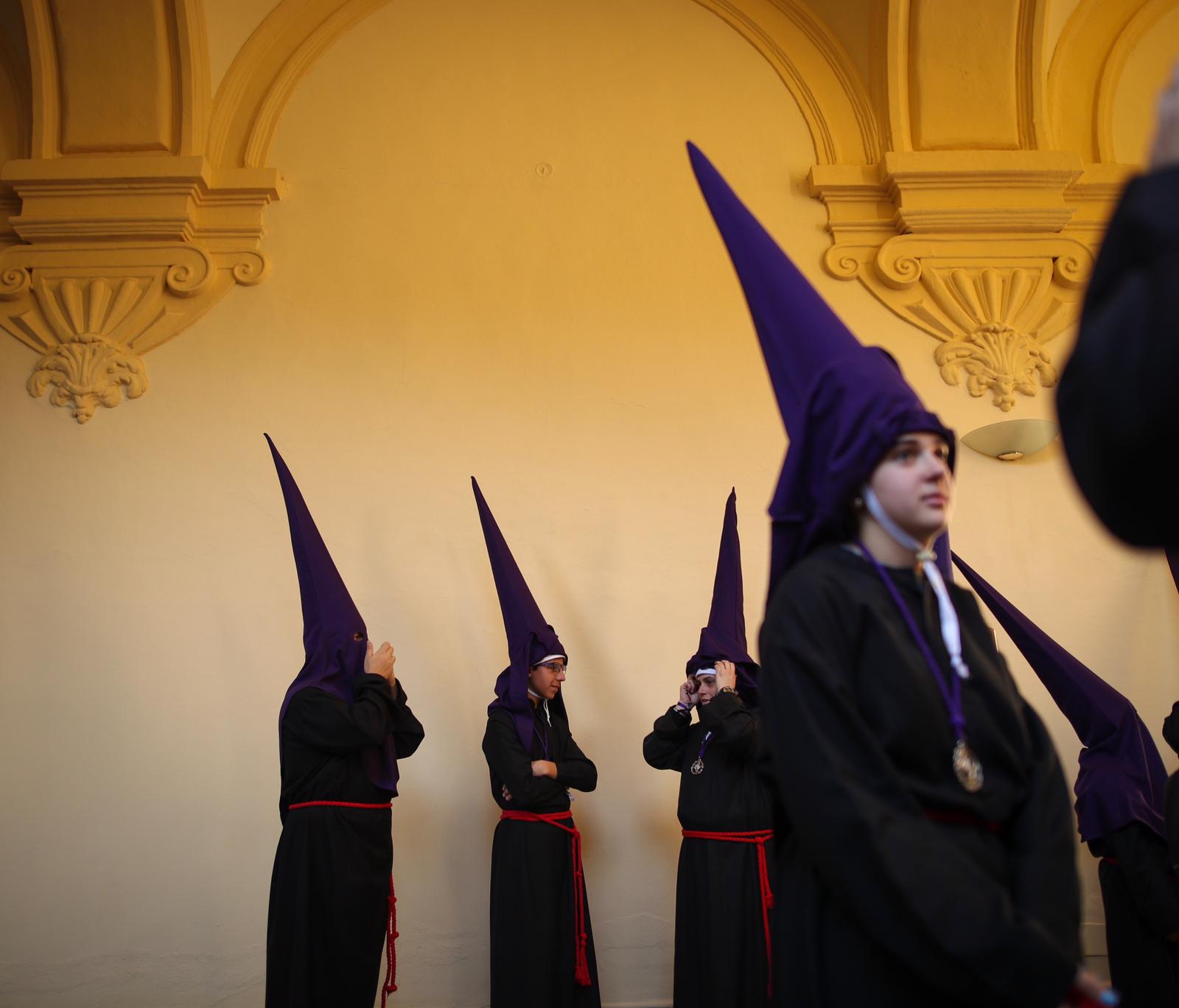 Las hermandades granadinas vivieron un día pleno en las calles de la capital