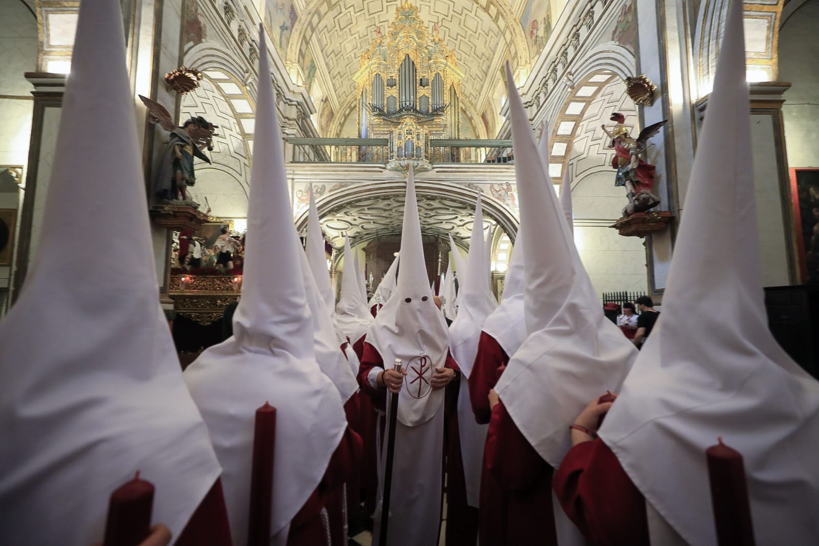 La cofradía de Nuestro Señor de la Meditación y María Santísima de los Remedios logra realizar su estación de penitencia