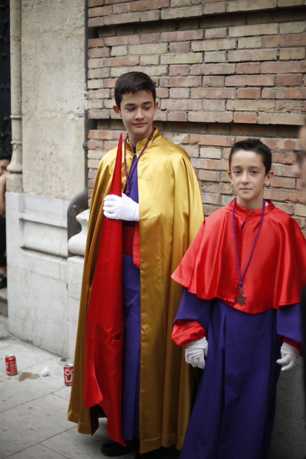 La Hermandad de Los Gitanos sale del Sagrado Corazón pero se tiene que quedr en la Catedral por la lluvia