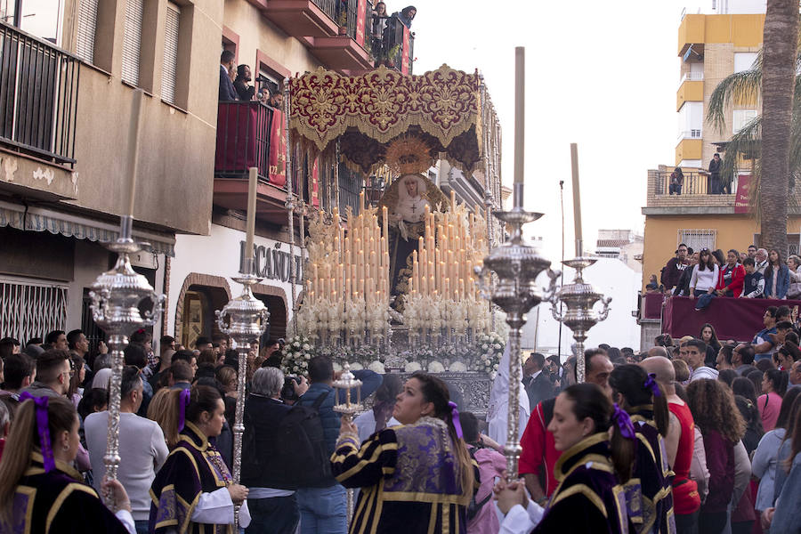 El Cristo del Perdón y María Santísima de la Misericordia volvieron a la renovada iglesia del Carmen de la que salieron por una rampa de 17 metros