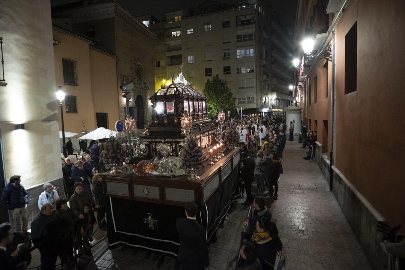 Fotos: El Santo Entierro cierra un Viernes Santo redondo