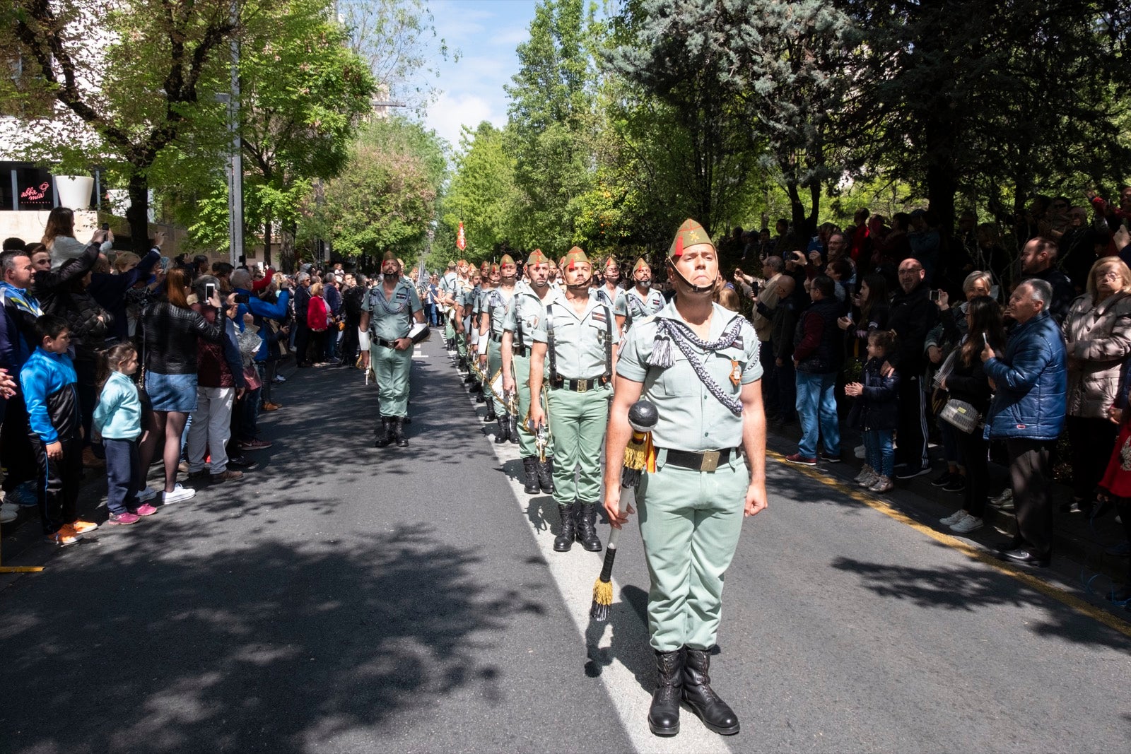 Los legionarios estarán esta tarde tras la cruz de guía de la cofradía de los Ferroviarios