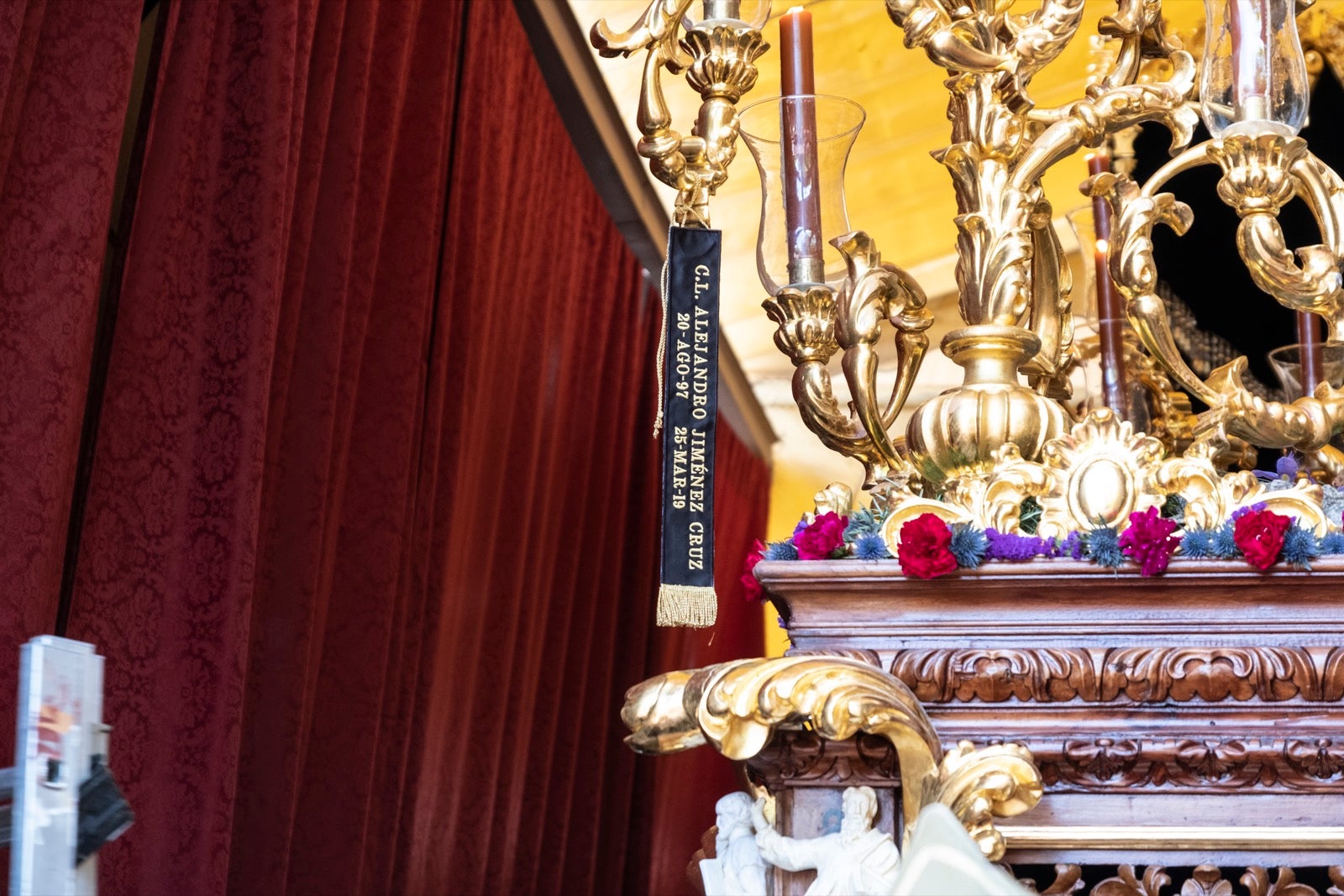 Los legionarios estarán esta tarde tras la cruz de guía de la cofradía de los Ferroviarios