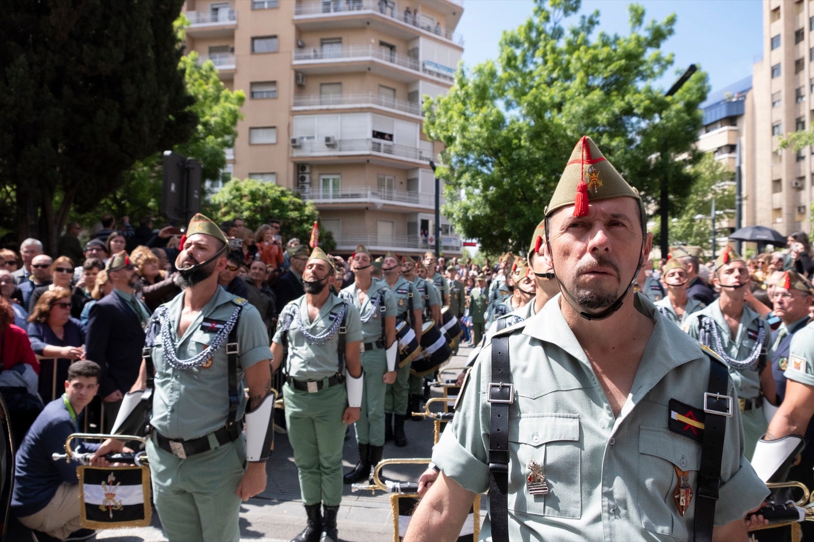 Los legionarios estarán esta tarde tras la cruz de guía de la cofradía de los Ferroviarios