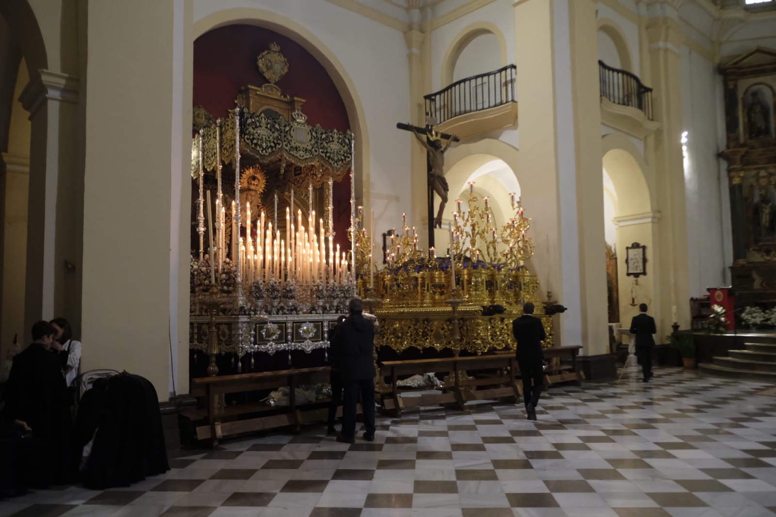 Escolapios, pendientes del cielo