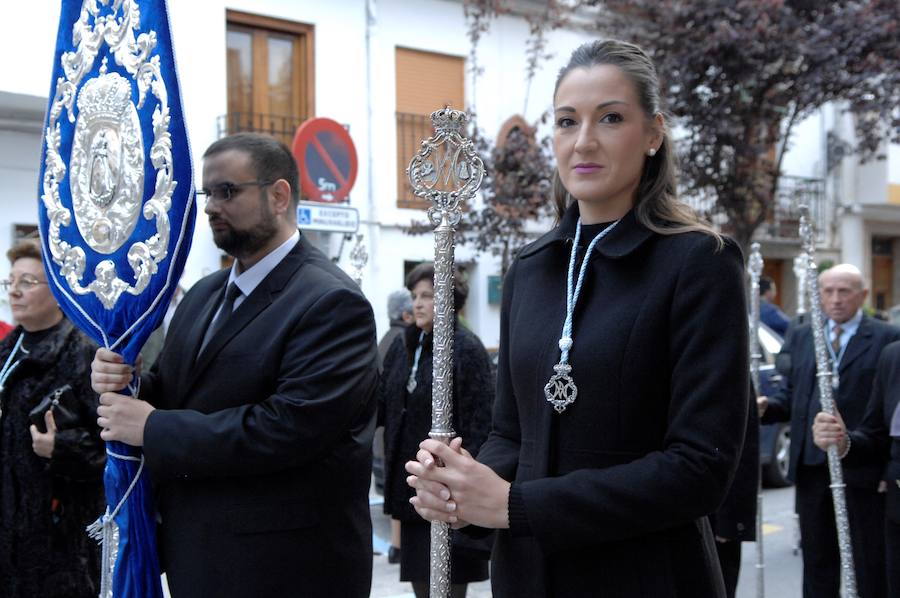 La Semana Mayor en este turístico, interesante, famoso y precioso pueblo de la Alpujarra se manifiesta con una honda espiritualidad en todas las cofradías y manifestaciones religiosas