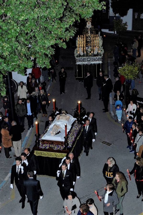 La Semana Mayor en este turístico, interesante, famoso y precioso pueblo de la Alpujarra se manifiesta con una honda espiritualidad en todas las cofradías y manifestaciones religiosas