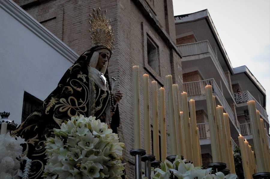 La Semana Mayor en este turístico, interesante, famoso y precioso pueblo de la Alpujarra se manifiesta con una honda espiritualidad en todas las cofradías y manifestaciones religiosas