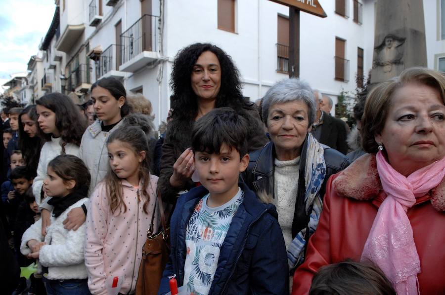 La Semana Mayor en este turístico, interesante, famoso y precioso pueblo de la Alpujarra se manifiesta con una honda espiritualidad en todas las cofradías y manifestaciones religiosas