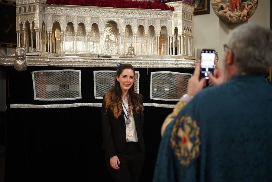 La lluvia olbigó a la Alhambra a quedarse en su templo